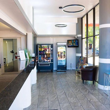 Howard Johnson By Wyndham Clearwater - Dunedin Extérieur photo
