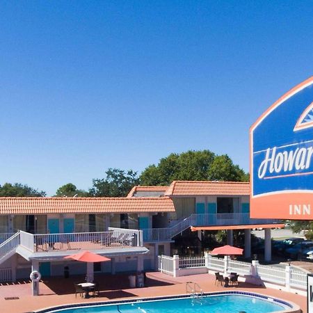 Howard Johnson By Wyndham Clearwater - Dunedin Extérieur photo